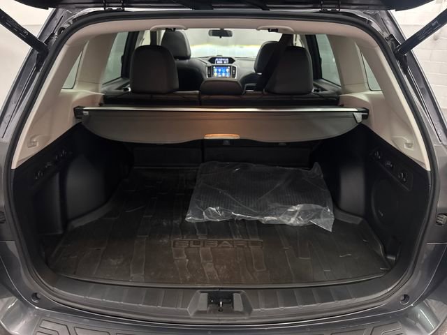 Used 2023 Subaru Forester Limited AWD/4WD image 10
