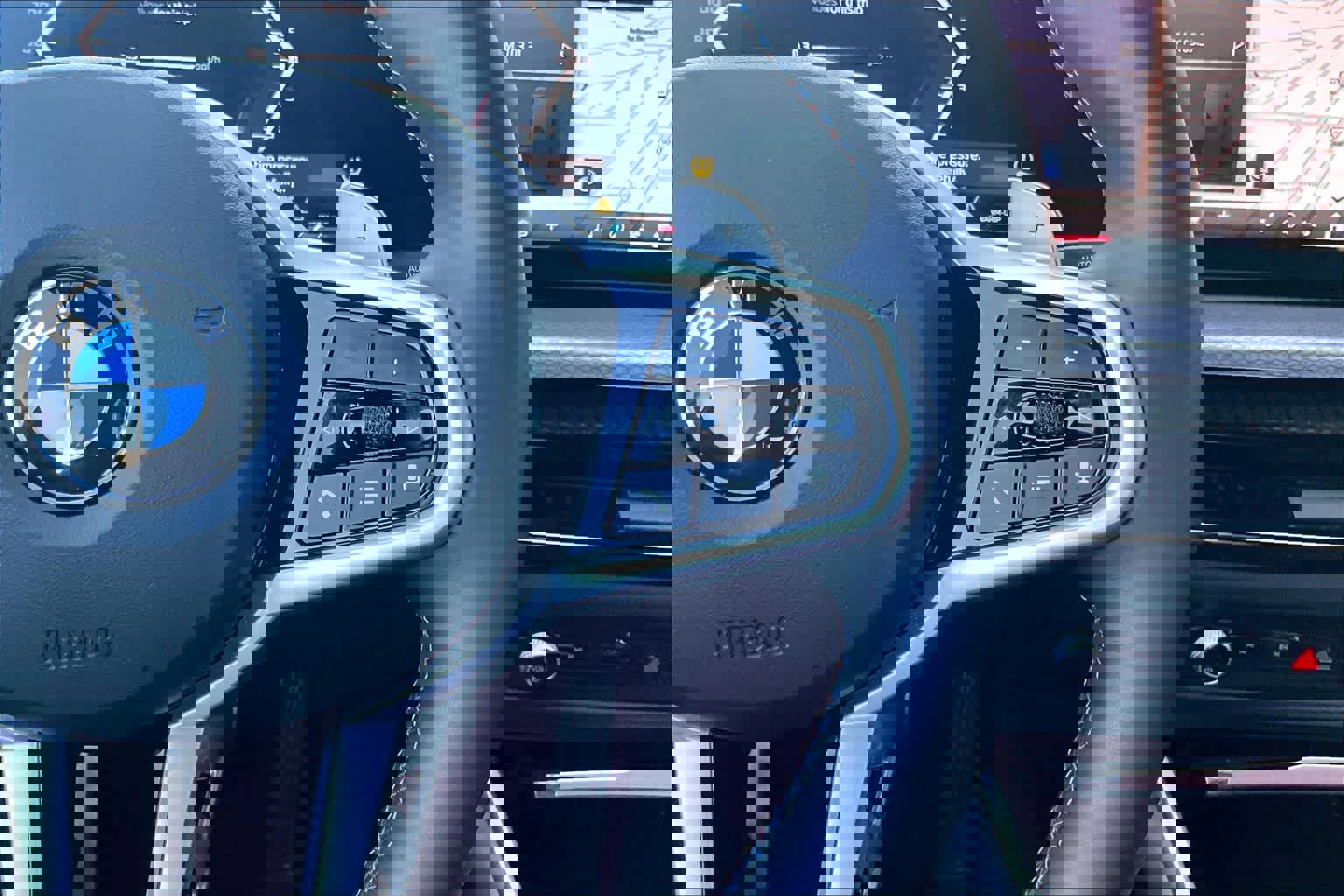 Certified 2025 BMW M340i Sedan image 17