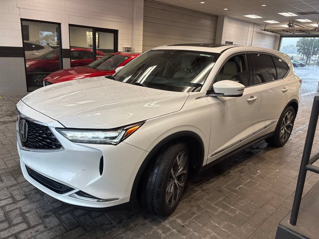 Used 2022 Acura MDX SH-AWD w/ Technology Package image 3