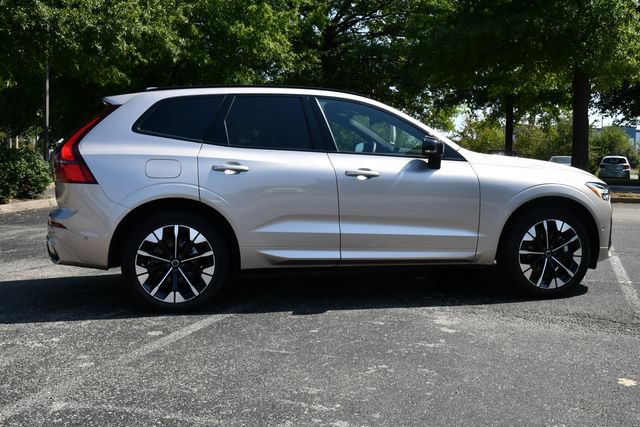 Used 2026 Volvo XC60 B5 Plus AWD/4WD image 8