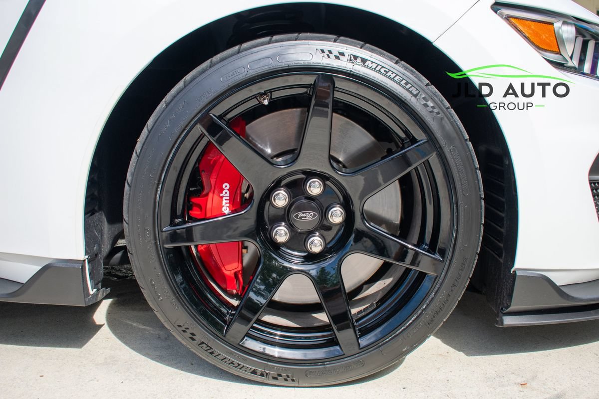 Used 2019 Ford Mustang Shelby GT350R w/ GT350R Equipment Group 920A RWD image 25