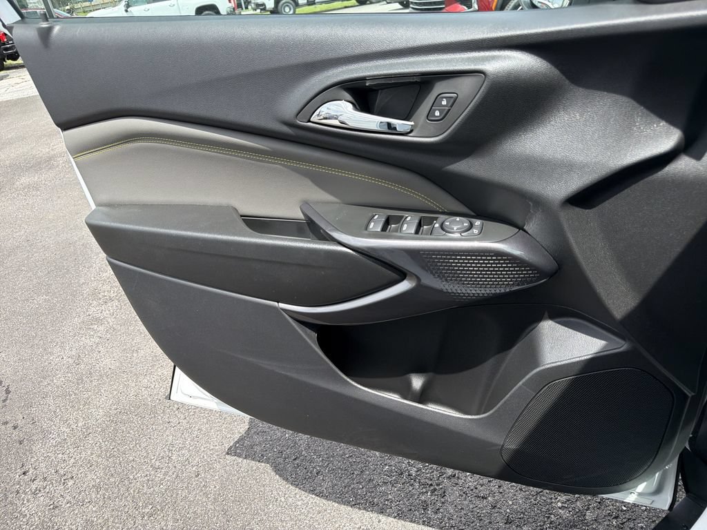 New 2026 Chevrolet Trax ACTIV w/ Driver Confidence Package FWD image 13