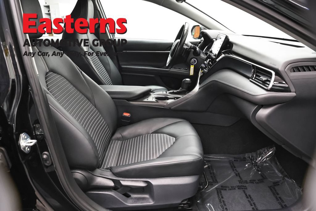 Used 2024 Toyota Camry SE w/ Cold Weather Package FWD image 25