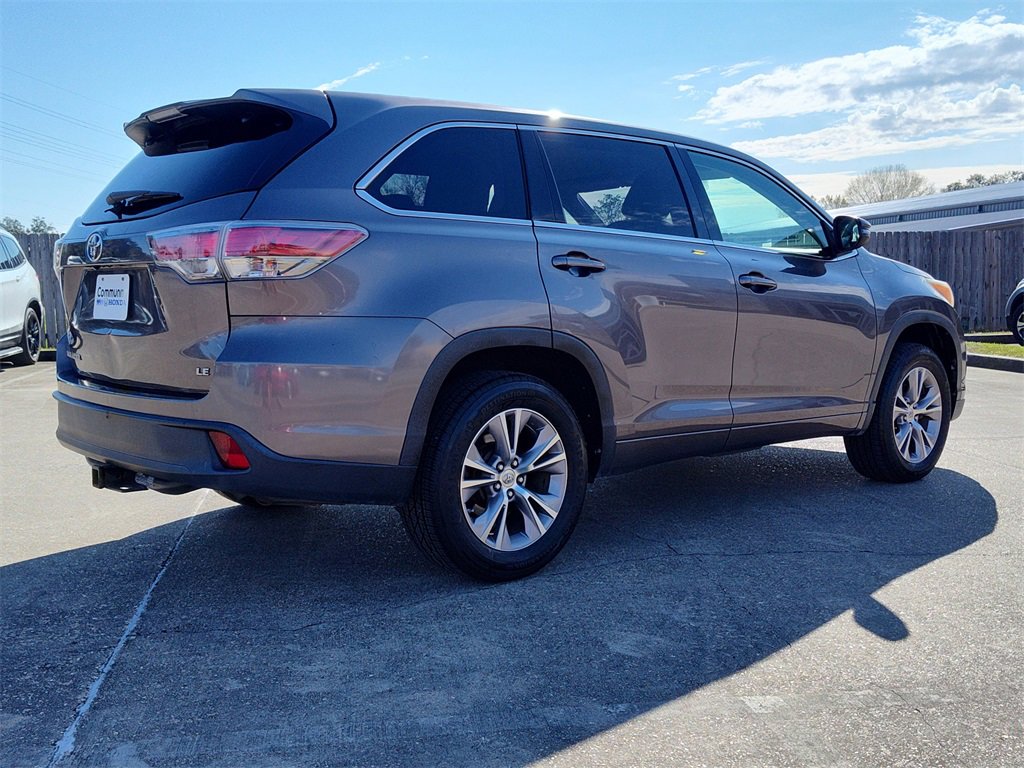 Used 2014 Toyota Highlander LE image 12