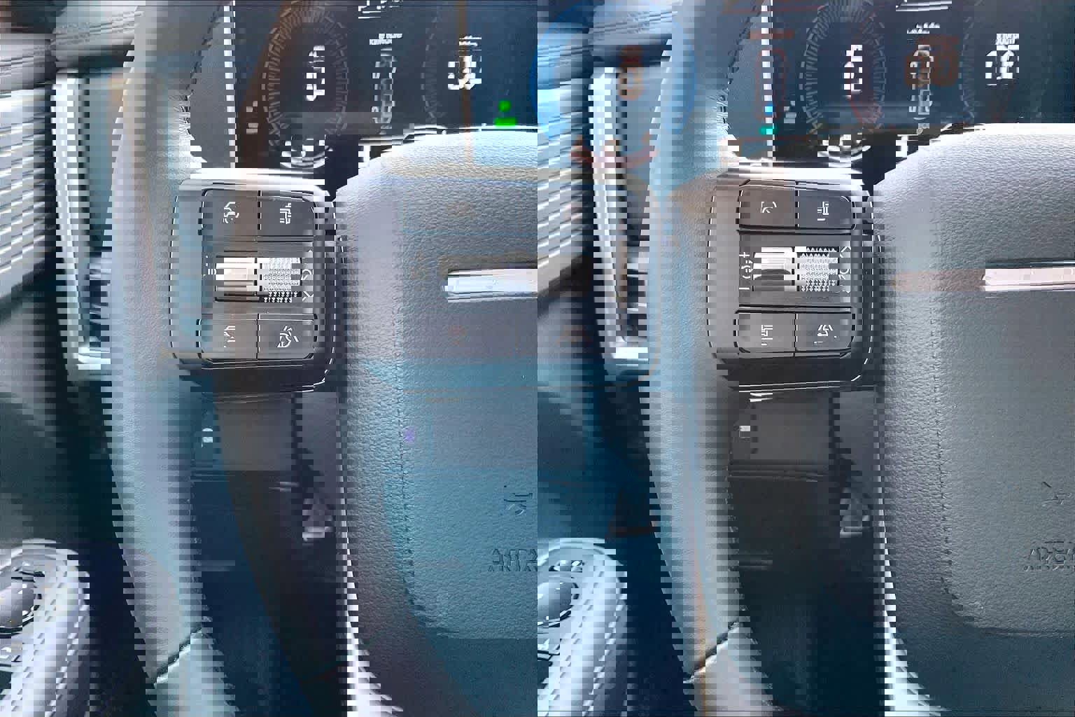 Certified 2026 Hyundai Santa Fe SEL image 21