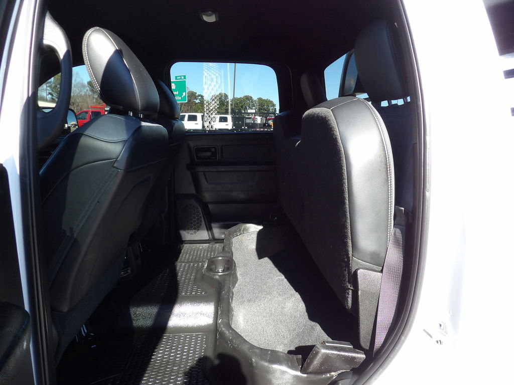 Used 2021 RAM 4500 Tradesman w/ Chrome Appearance Group image 33