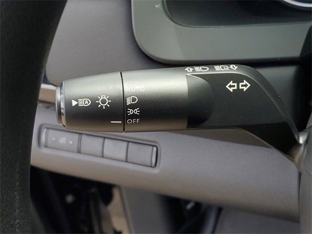 New 2025 Nissan Pathfinder S image 8