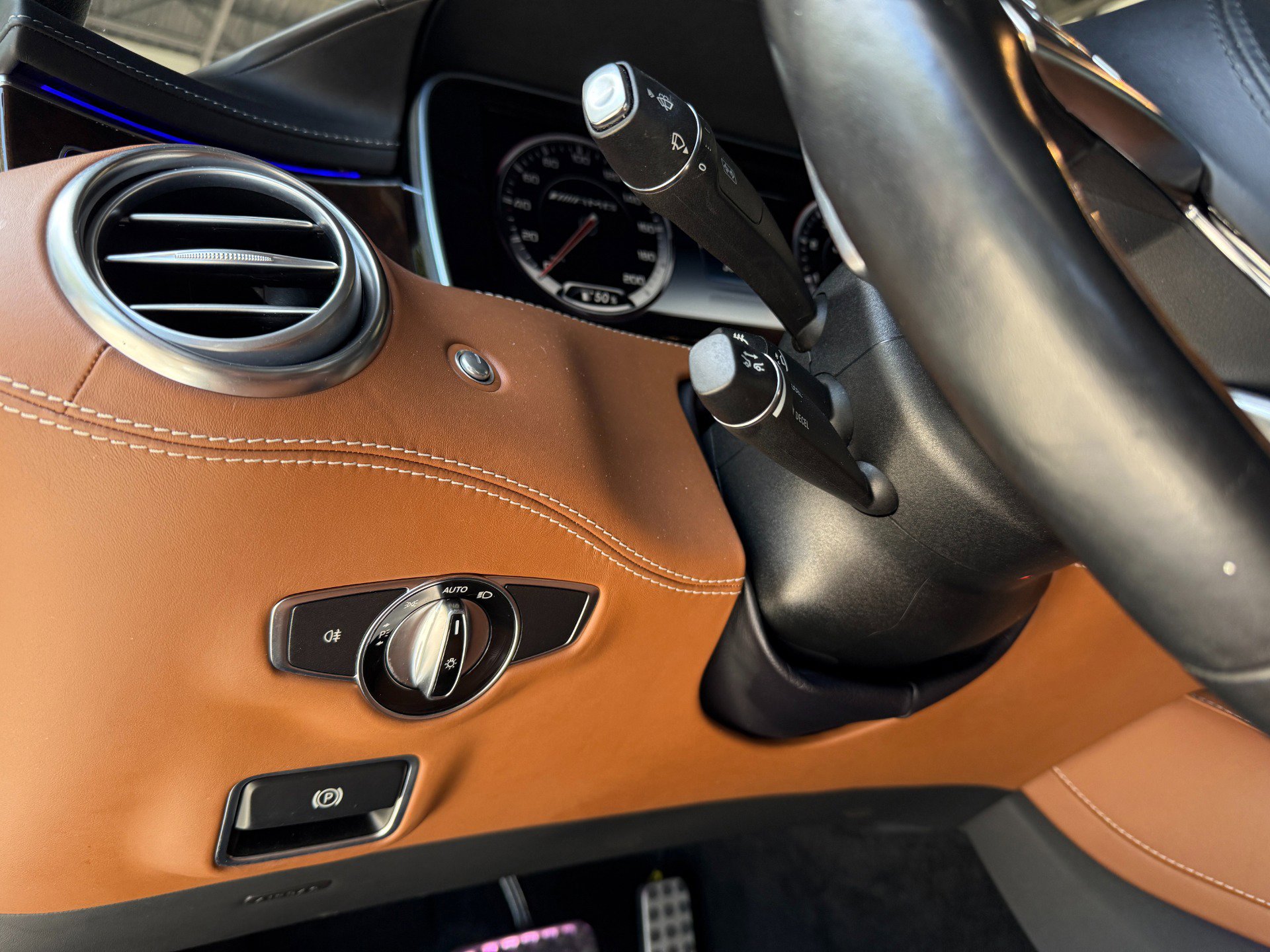 Used 2015 Mercedes-Benz S 63 AMG 4MATIC Coupe image 24