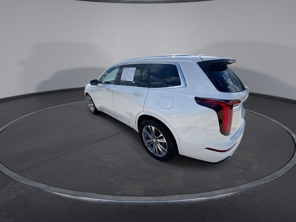 Used 2025 Cadillac XT6 Premium Luxury w/ Technology Package FWD image 6