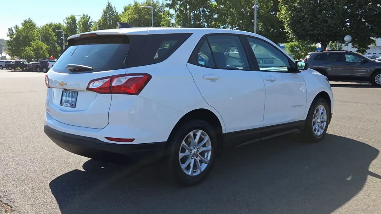Used 2020 Chevrolet Equinox LS FWD image 8
