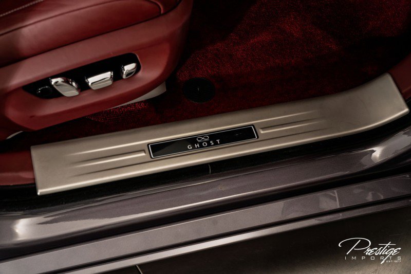 Used 2022 Rolls-Royce Ghost Black Badge image 40