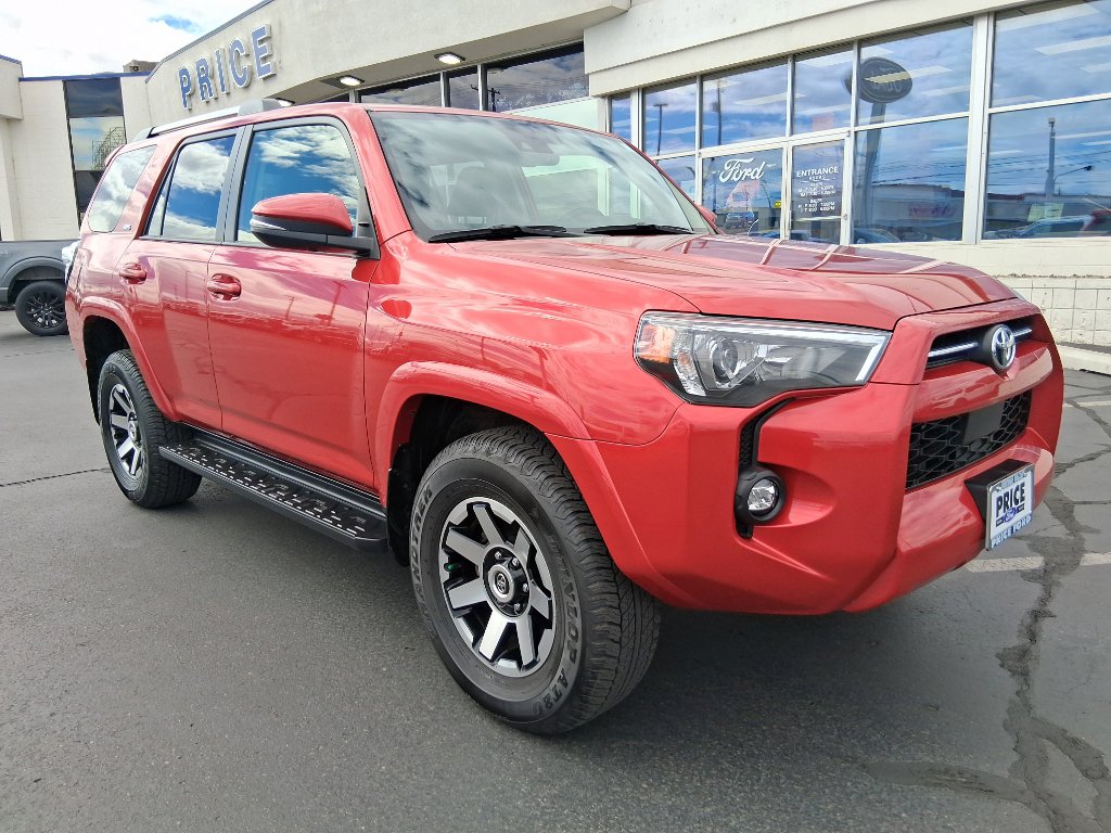 Used 2022 Toyota 4Runner SR5 Premium w/ Moonroof Package image 1