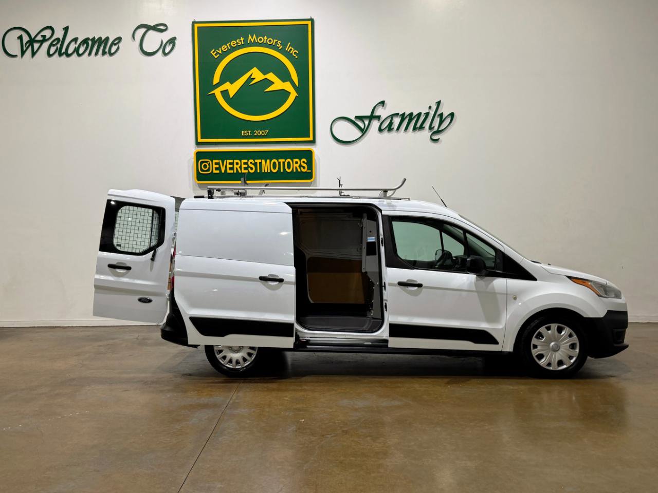 Used 2019 Ford Transit Connect XL image 34