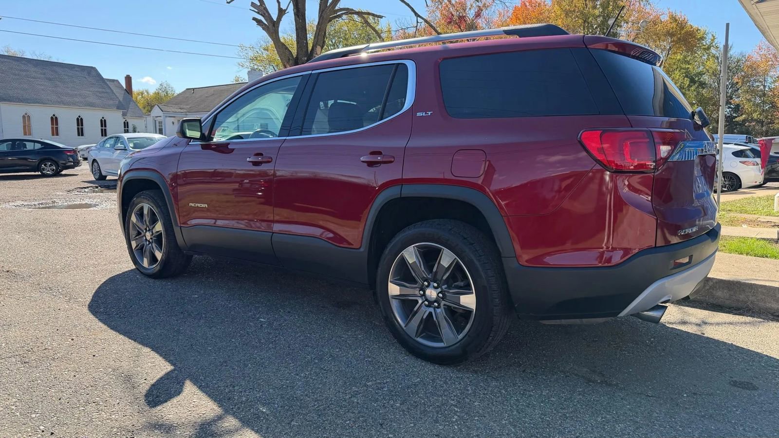 Used 2019 GMC Acadia SLT image 8