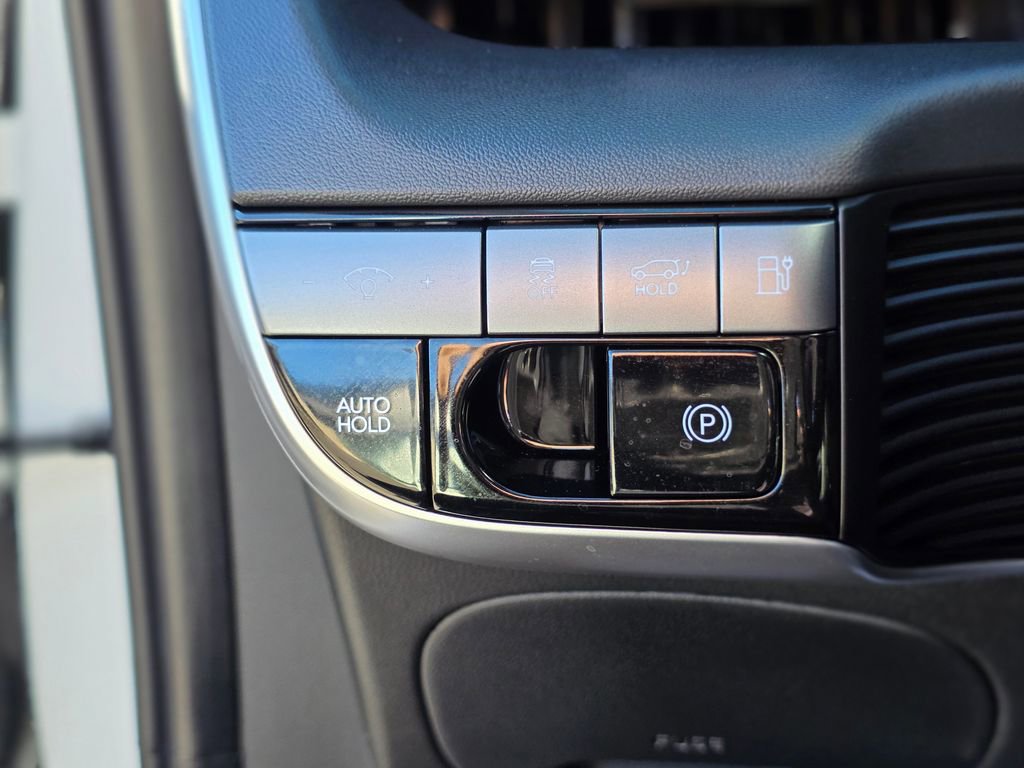 Certified 2025 Hyundai Ioniq 5 SEL image 36
