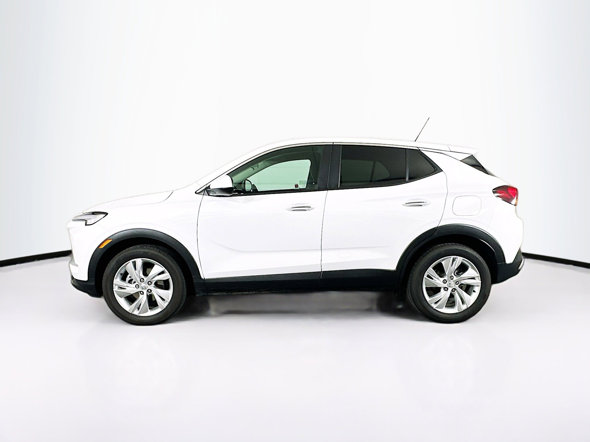 Used 2025 Buick Encore GX Preferred image 4