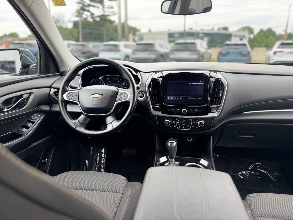 Used 2020 Chevrolet Traverse LT AWD/4WD image 13