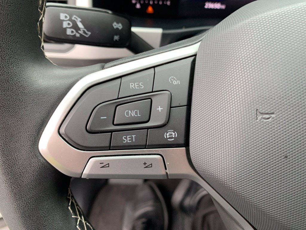 Used 2023 Volkswagen Atlas SE AWD/4WD image 41