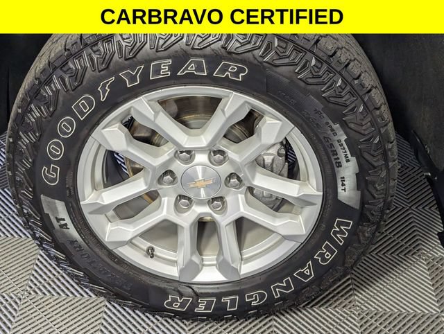 Certified 2024 Chevrolet Silverado 1500 LT w/ Z71 Off-Road Package AWD/4WD image 8