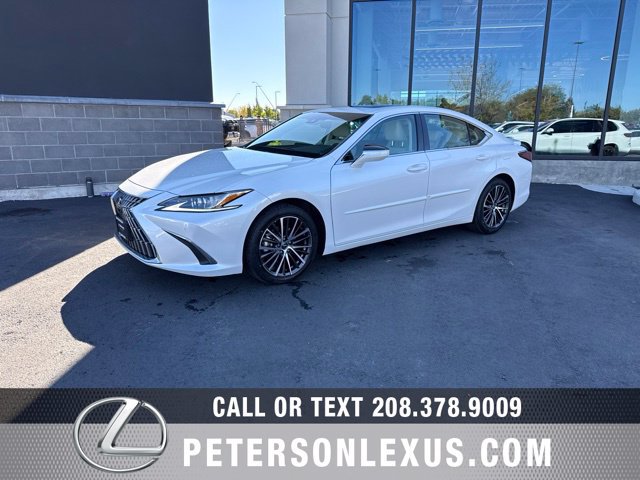 Used 2023 Lexus ES 300h w/ Premium Package FWD image 2