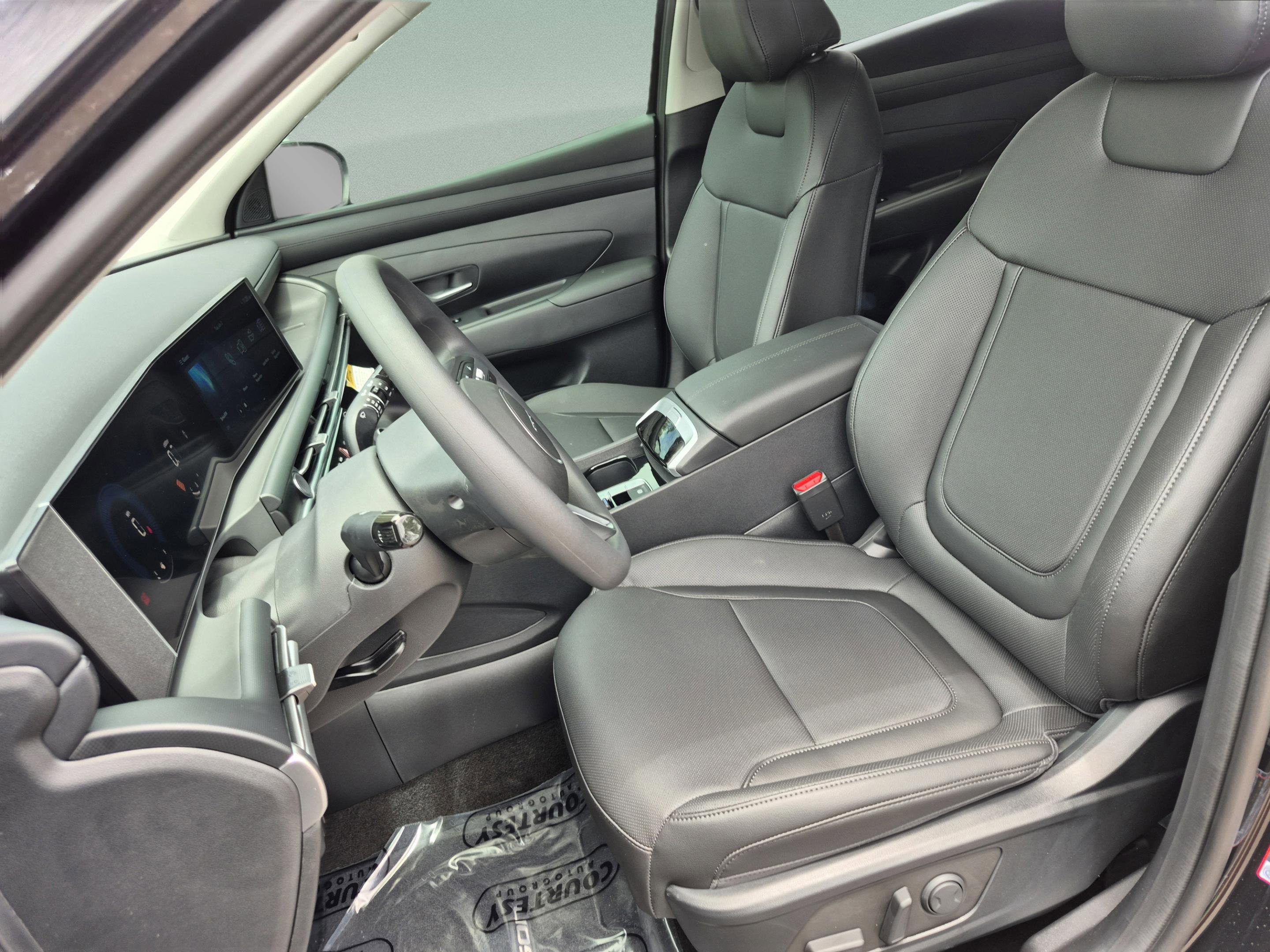 New 2026 Hyundai Tucson SEL Plus FWD image 19