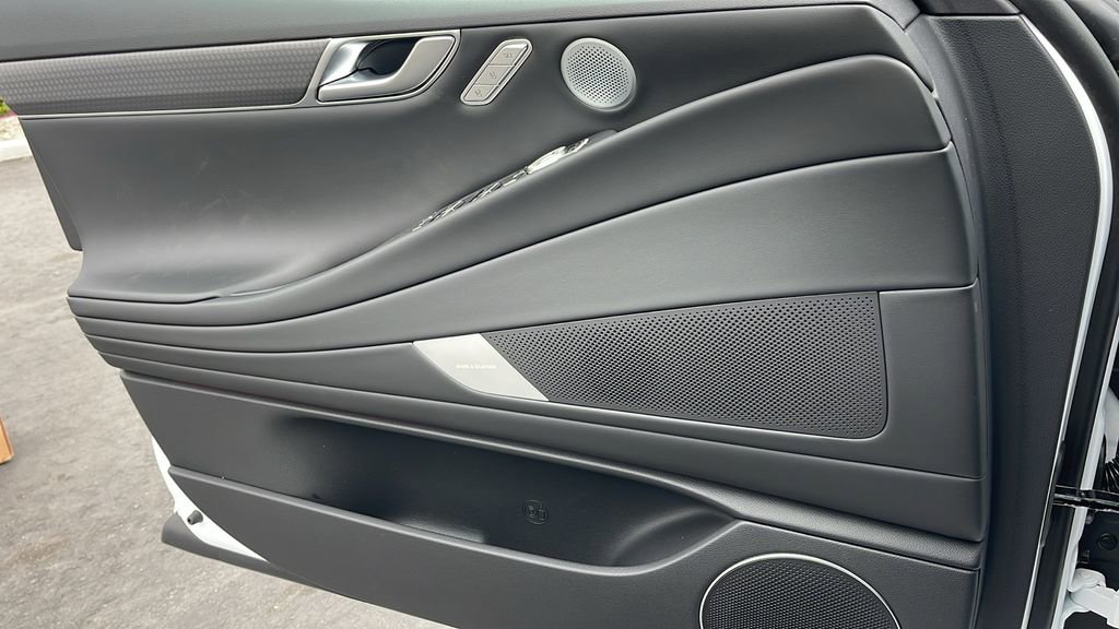 New 2025 Genesis G80 2.5T Sport Prestige image 27
