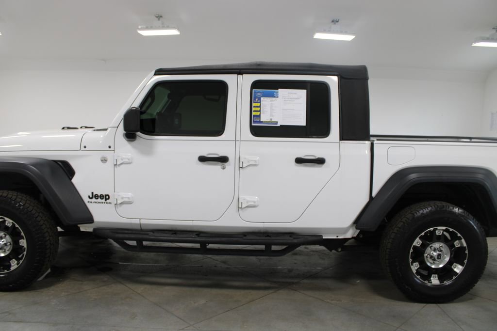 Used 2021 Jeep Gladiator Sport AWD/4WD image 6