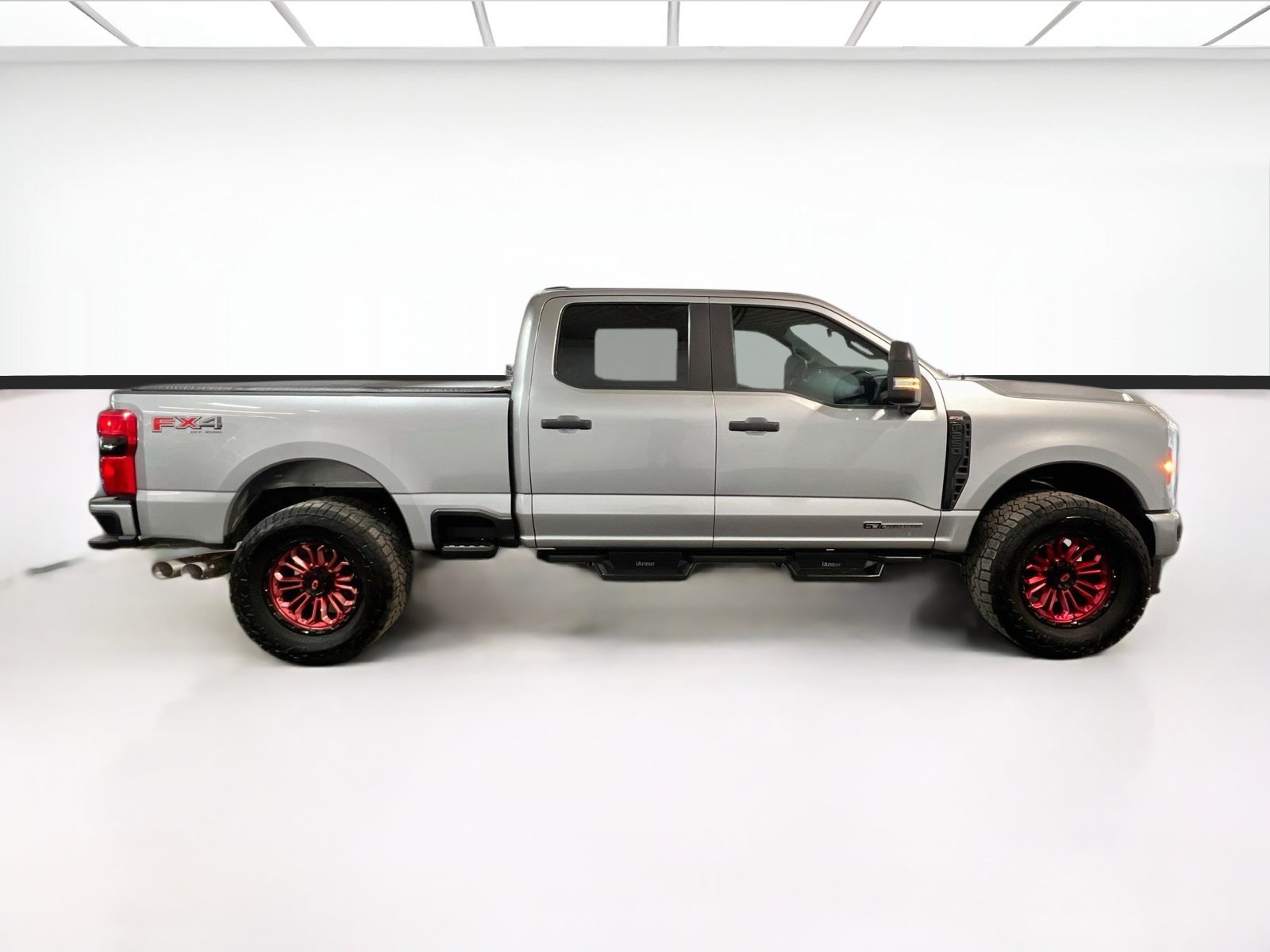 Used 2023 Ford F250 XL w/ STX Appearance Package AWD/4WD image 21