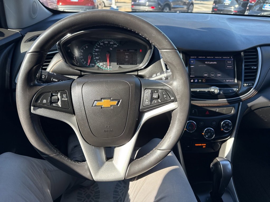 Certified 2021 Chevrolet Trax LT w/ Driver Confidence Package image 22