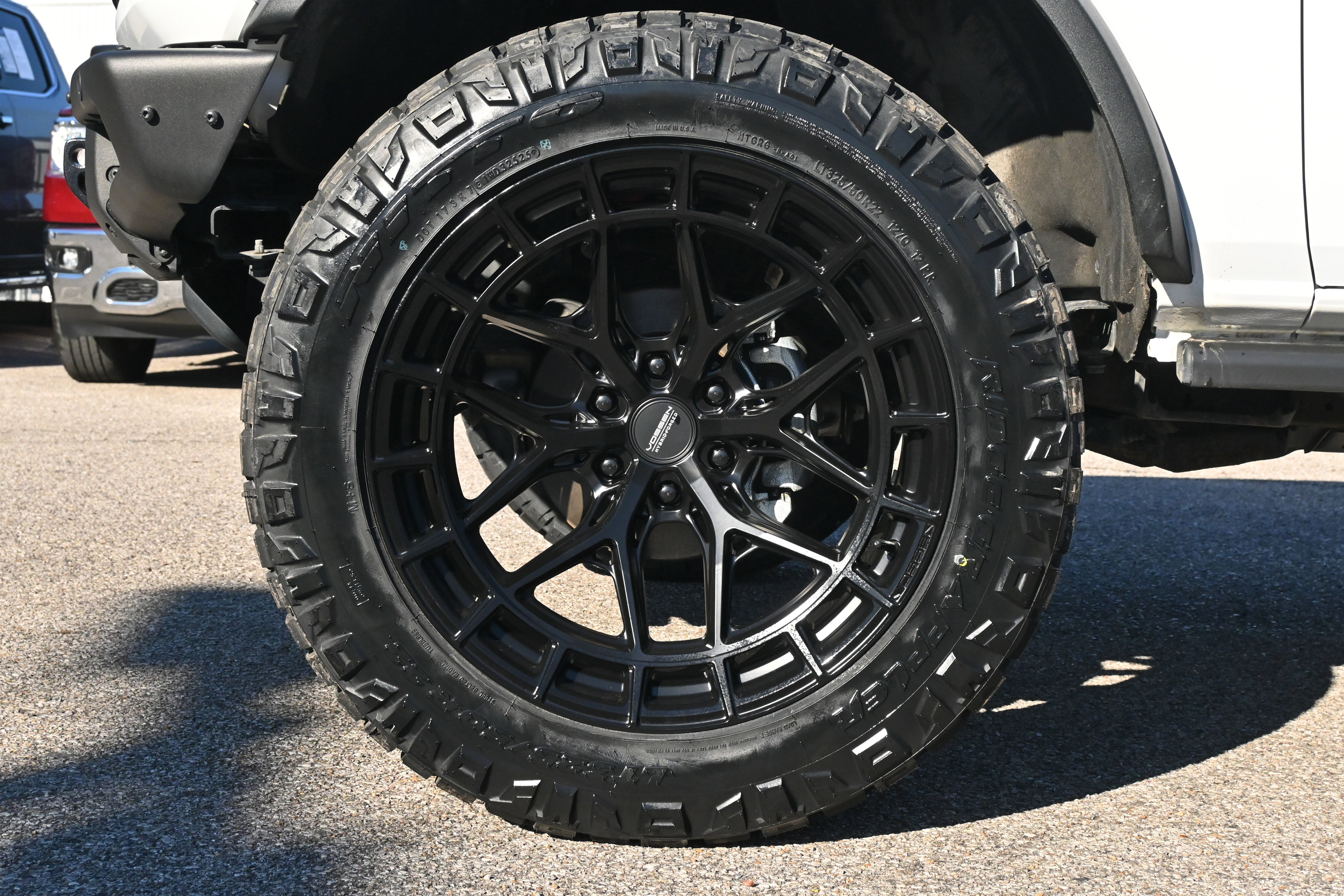 Used 2023 Ford Bronco Wildtrak image 23