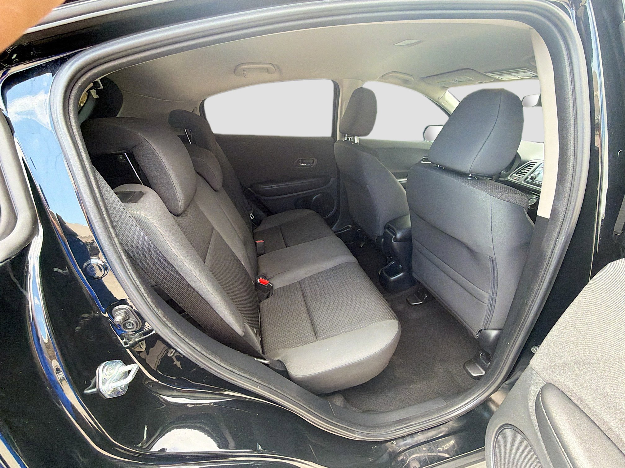 Certified 2022 Honda HR-V LX image 27