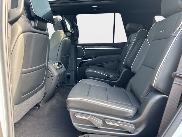 New 2026 Cadillac Escalade Sport w/ Touring Package AWD/4WD image 13