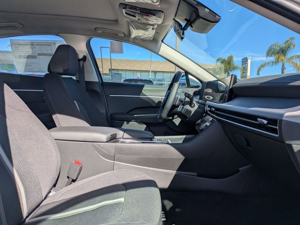 New 2025 Hyundai Sonata SEL image 32