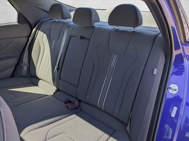 Used 2024 Hyundai Elantra SEL w/ Convenience Package FWD image 19