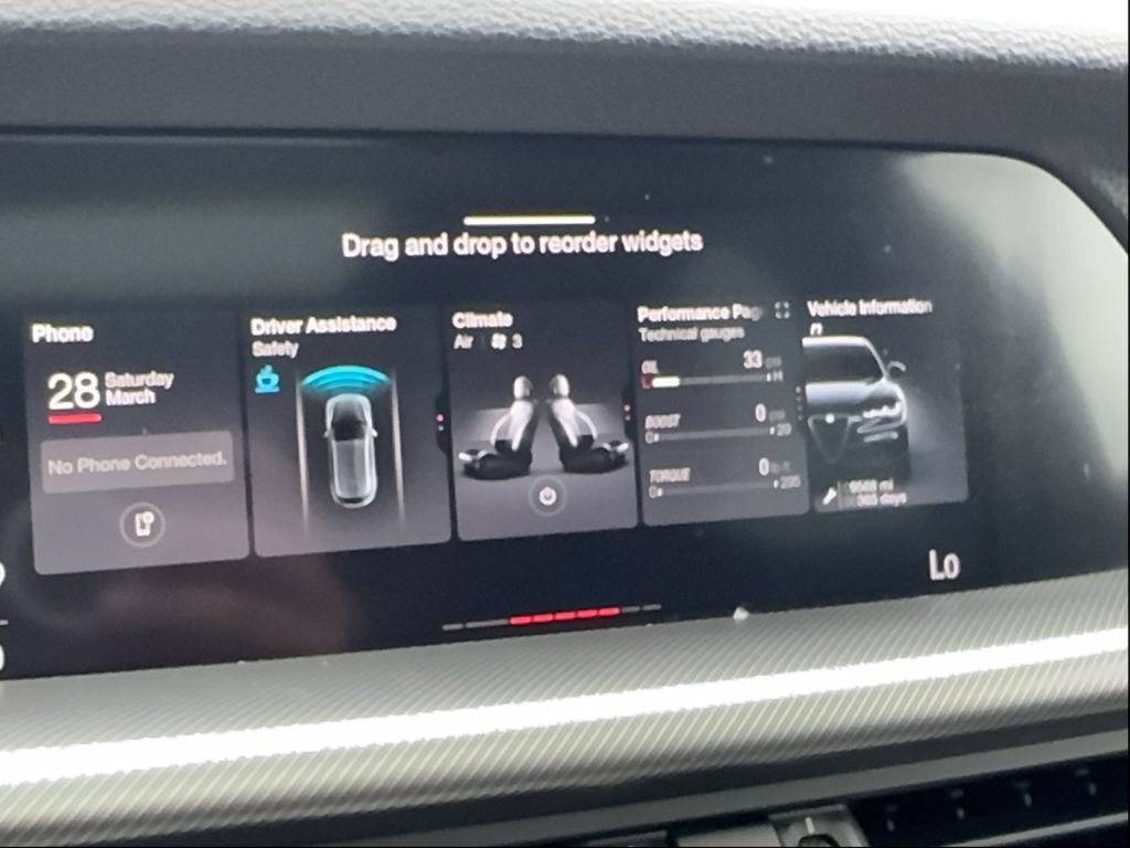 New 2025 Alfa Romeo Stelvio Sprint w/ Convenience Package image 27