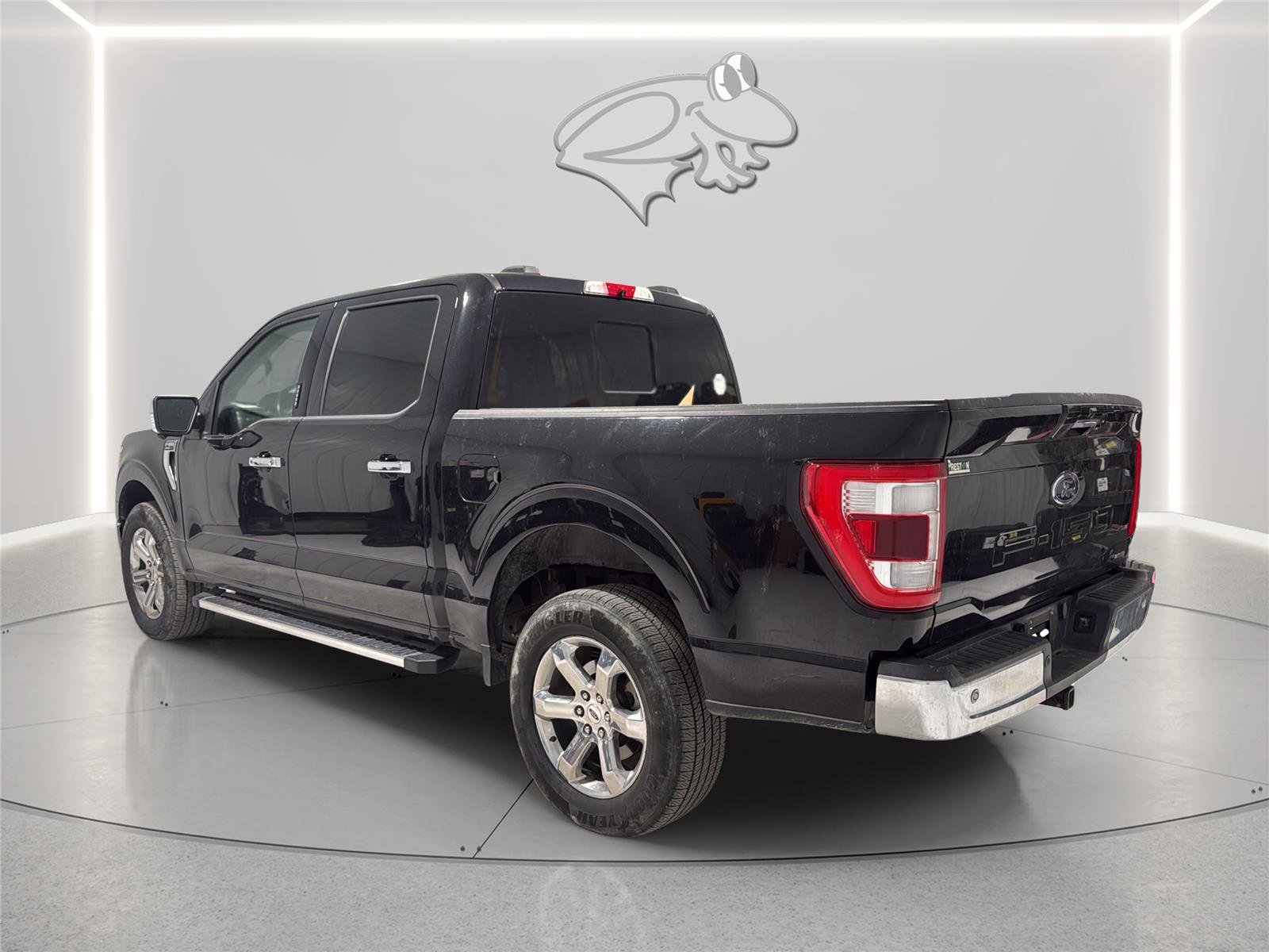 Used 2022 Ford F150 Lariat w/ Max Trailer Tow Package AWD/4WD image 3