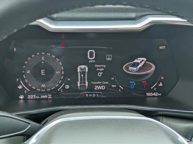 Used 2024 GMC Canyon Elevation w/ Convenience Package AWD/4WD image 9