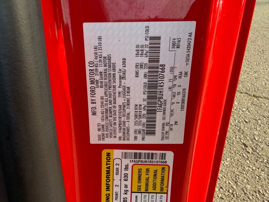 Used 2024 Ford Mustang Convertible image 27