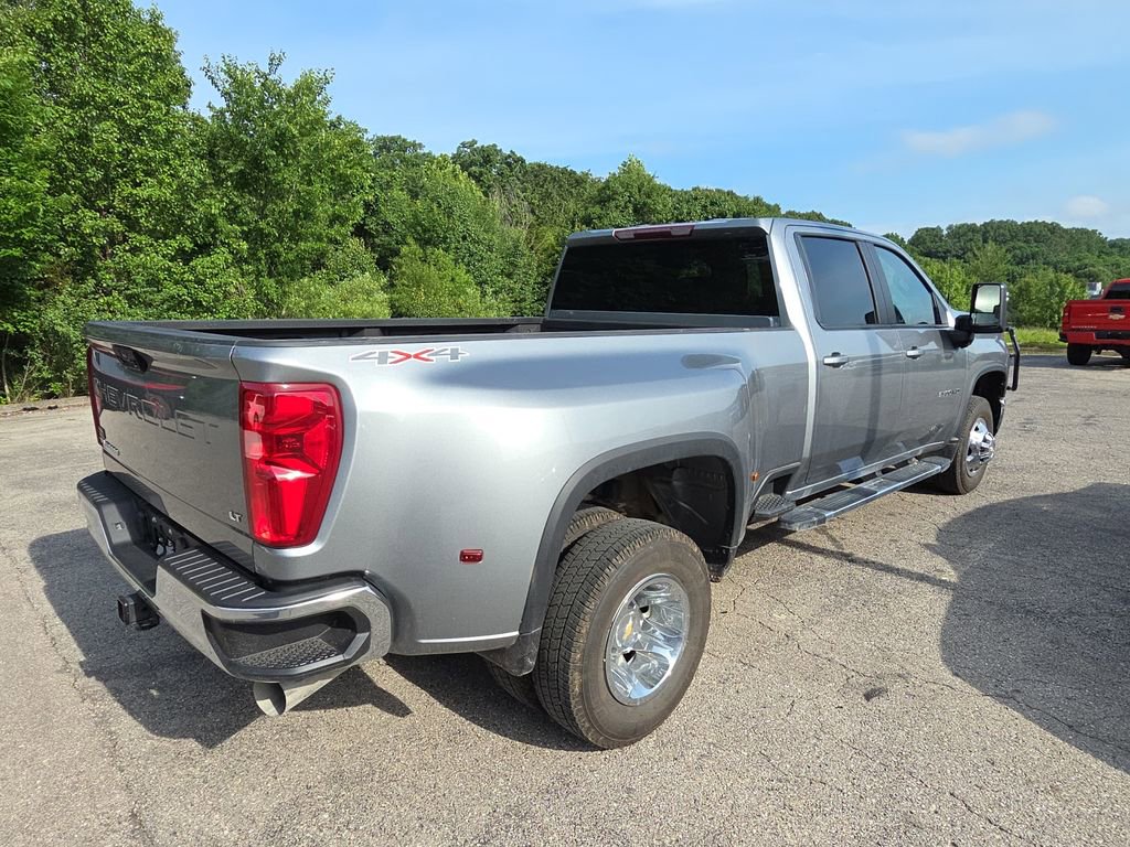 Used 2025 Chevrolet Silverado 3500 LT AWD/4WD image 7