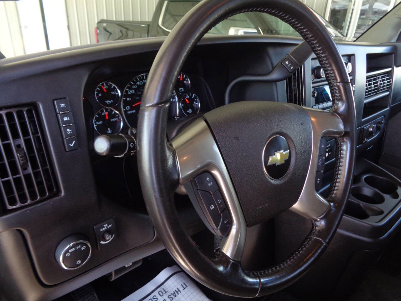 Used 2018 Chevrolet Express 2500 LT w/ LT Preferred Equipment Group image 62