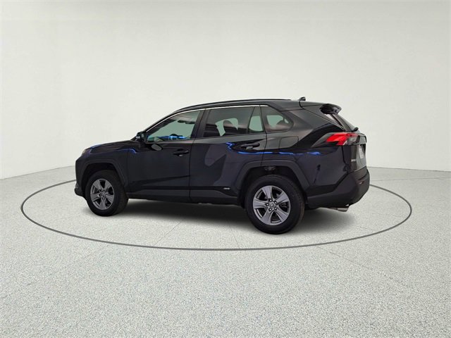 Used 2022 Toyota RAV4 XLE image 5
