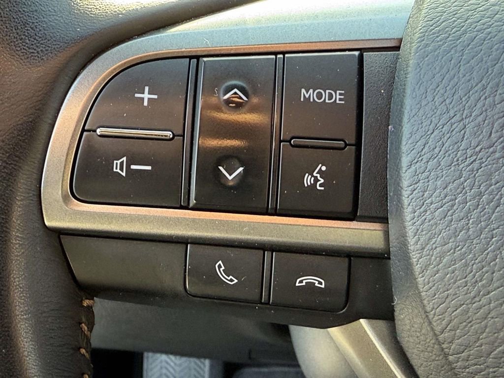 Used 2023 Lexus GX 460 Premium w/ Premium Package image 21