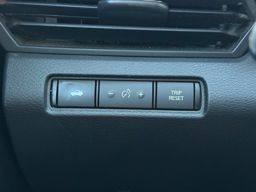 Used 2020 Nissan Altima 2.5 SR w/ Premium Package FWD image 27