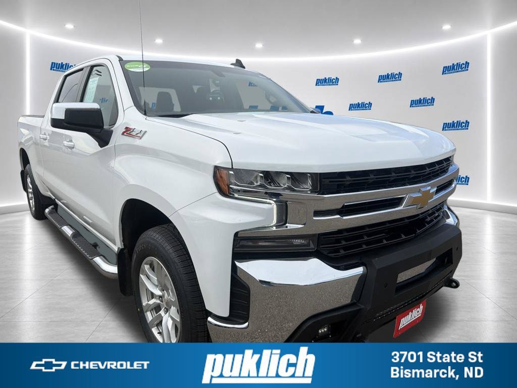 Used 2022 Chevrolet Silverado 1500 LT AWD/4WD image 3