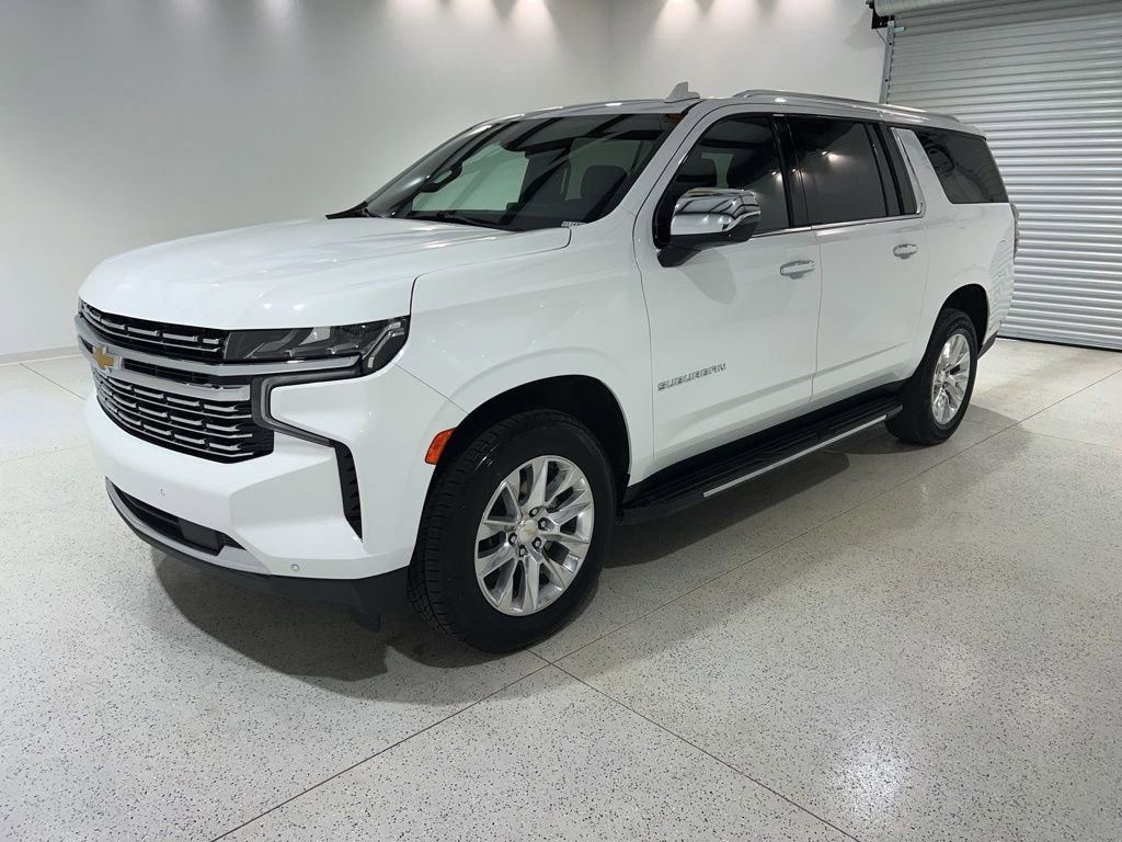 Used 2024 Chevrolet Suburban Premier RWD image 1