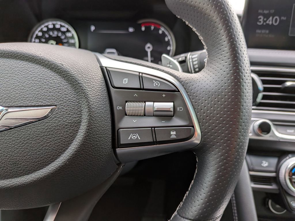 Used 2023 Genesis G70 2.0T RWD image 15