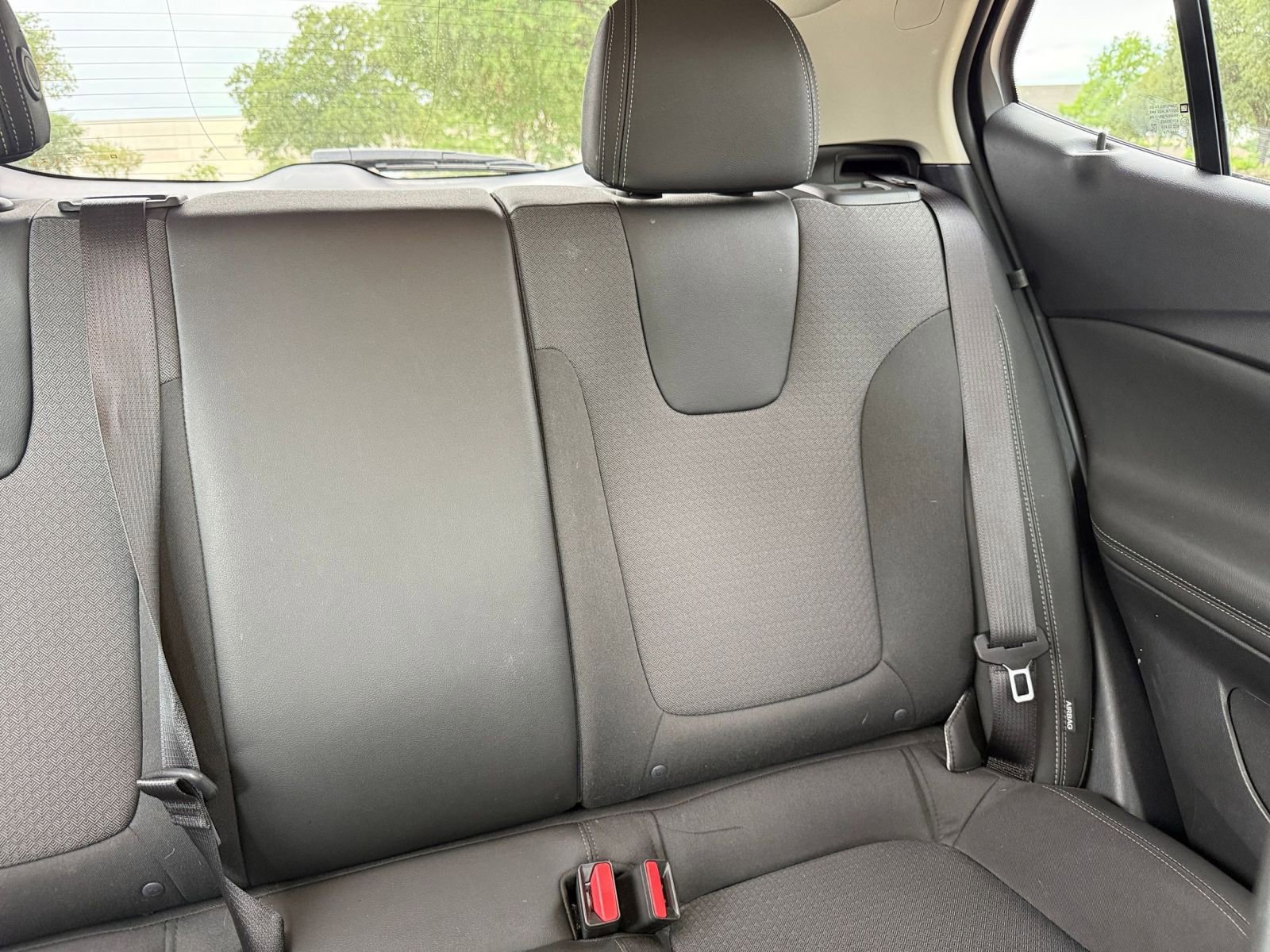Used 2025 Buick Encore GX Preferred FWD image 38