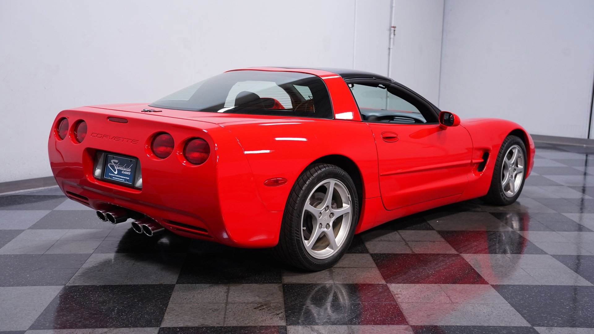 Used 2000 Chevrolet Corvette Coupe w/ Memory Pkg image 11