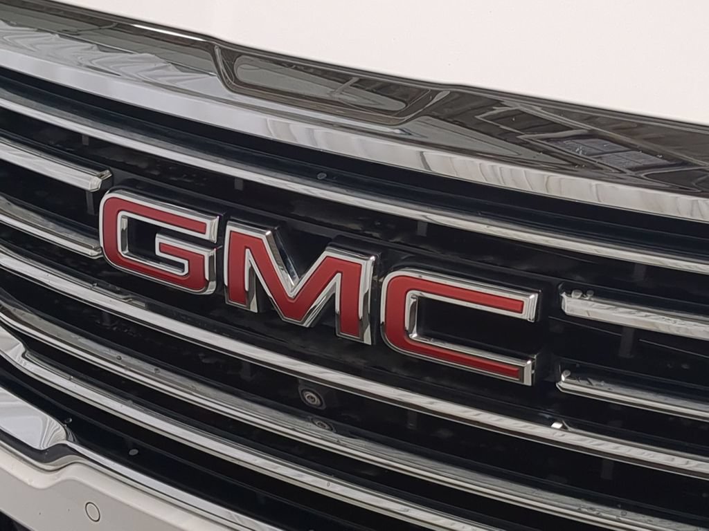 Used 2023 GMC Terrain SLT w/ Tech Package AWD/4WD image 15