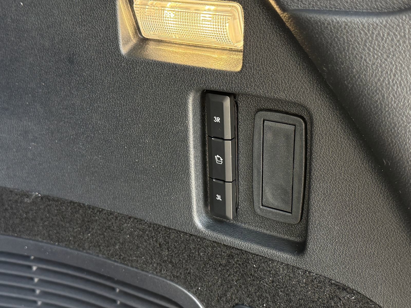 New 2026 Lincoln Aviator AWD image 19